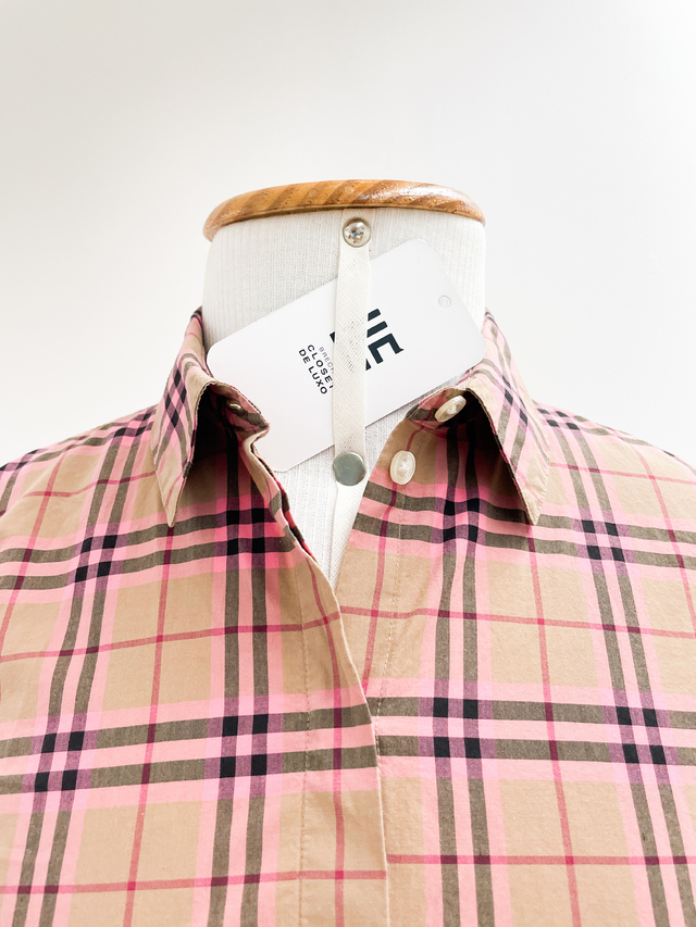 Camisa Burberry Xadrez e Rosa Tam.PP