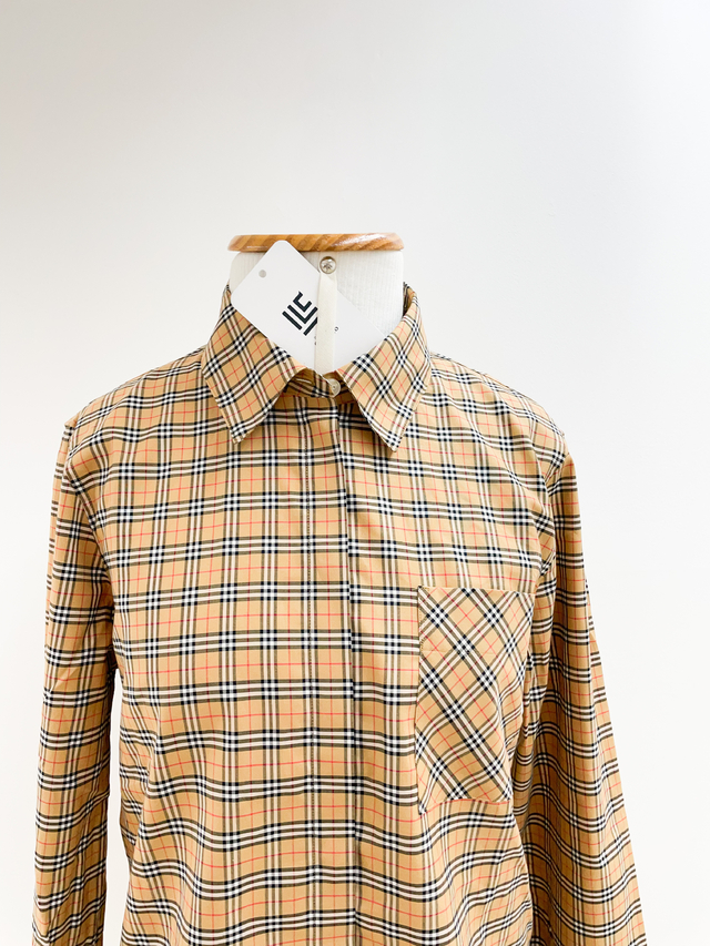 Camiseta burberry cheap paraguai