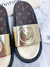 Imagem do Slide Louis Vuitton Monograma e Dourado Logo 38BR