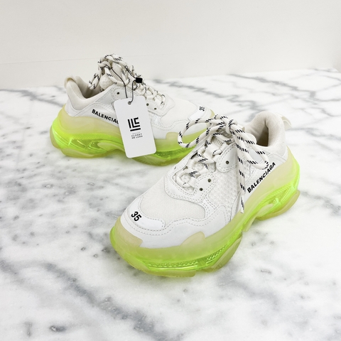 Balenciaga triple s verdi fluo hot sale