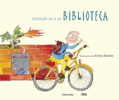 NICOLÁS VA A LA BIBLIOTECA -BATA-