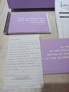 Caja que linda con cuaderno tapa dura en internet