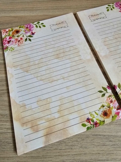 (Floral Vintage) Miolo Impresso Caderno A5 14,8x21cm aprox. 100fls 90g - CASA DO MIOLO