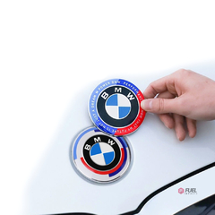 Emblema BMW Especial Comemoração 50 anos 82mm na internet