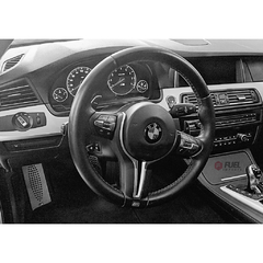 Kit Emblema Fibra Carbono Real BMW 120i 120i 130i 135i Capo Traseira Volante - comprar online