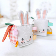 Cubo Sensorial BUNNY (2 colores) - comprar online