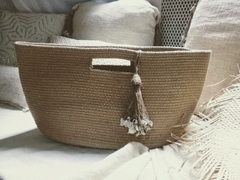 Bolso de algodón y lurex con borla de caracoles - comprar online