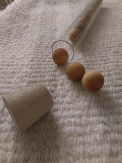 14 bolas de madera maciza perfumadas. Ideales para perfurmar cajones y vestidores - Velas LLum