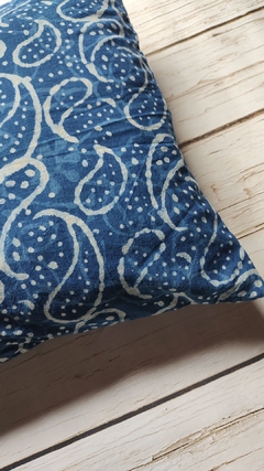 Funda de almohadon azul block print - 45 x 45 cm - varios diseños