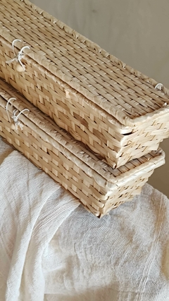 Caja larga con tapa de bamboo en internet