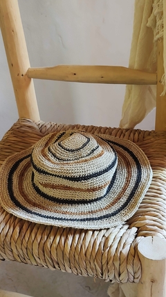 Sombrero de chaguar Maria Lopez rayado en internet