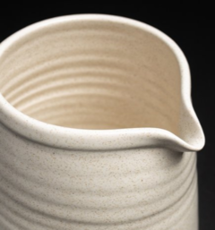 Jarra Tikal de ceramica hecho a mano - Medidas: 11 x 15 cm - comprar online