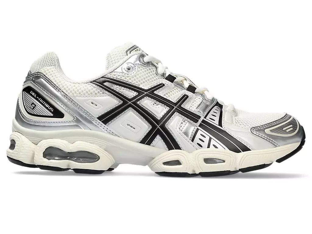 T NIS ASICS GEL NIMBUS 9 Cream Black