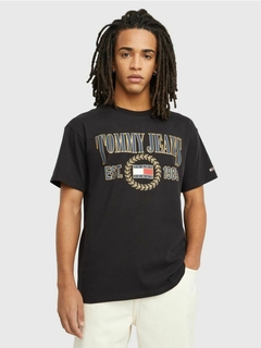 Camiseta TOMMY JEANS RELAXED FIT LOGO - preto - comprar online