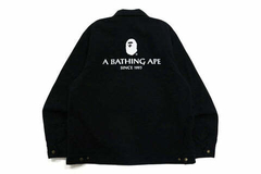 JAQUETA A BATHING APE BAPE BADGE MOTIF ZIP BLOUSON - comprar online