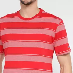 Camiseta Tommy Jeans Listras Masculina - Vermelho - comprar online