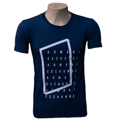 Camiseta Armani Exchange Gola Comum na internet