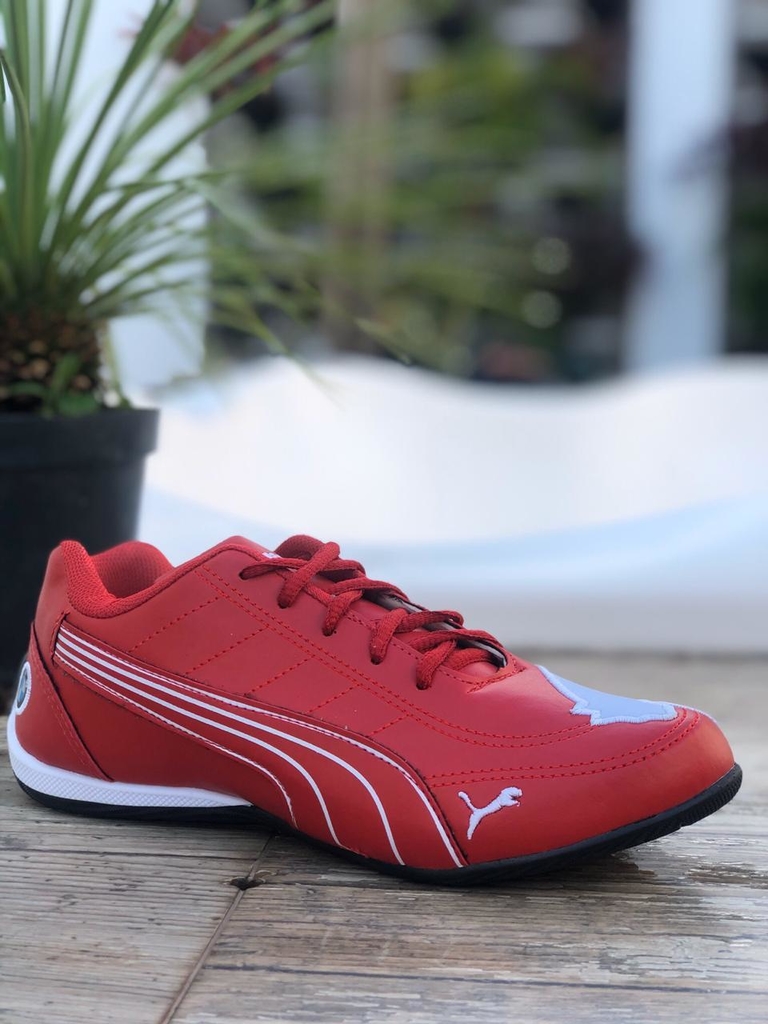 Puma branco cheap e vermelho