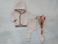 CONJUNTO DE MICROPOLAR TRAMADO BOSQUE BEIGE