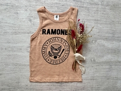 MUSCULOSA RAMONES ROSA NUDE