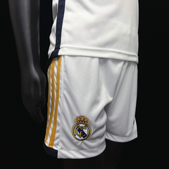 Imagem do KIT INFANTIL REAL MADRID - HOME 23/24