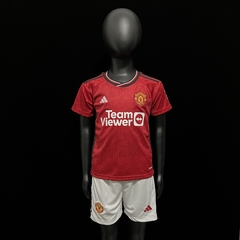 KIT INFANTIL MANCHESTER UNITED - HOME 23/24