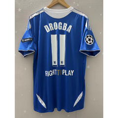 CAMISA RETRÔ DO CHELSEA - DROGBA 11 - HOME 11/12 (COM PATCH)