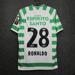 CAMISA RETRÔ DO SPORTING LISBOA - RONALDO 28 - HOME 03/04