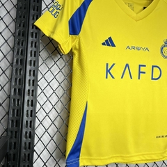 KIT INFANTIL AL NASSR - HOME 24/25 - NETSHIRTS