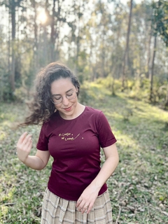 Camiseta Hermione - Feminina, cor vinho, 100% algodão premium, bordada - comprar online