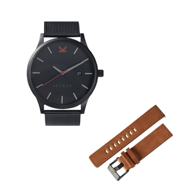 reloj negro correa negra marca Valkur diseñado en argentina