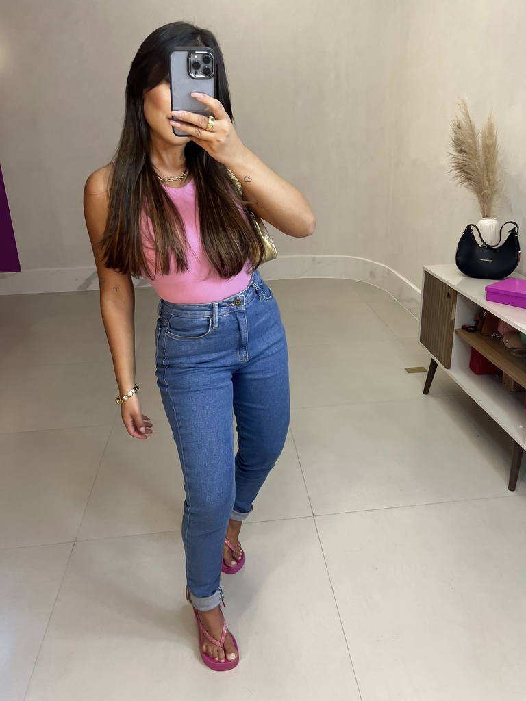 35%] Calça jeans mom com elastano média - 00201