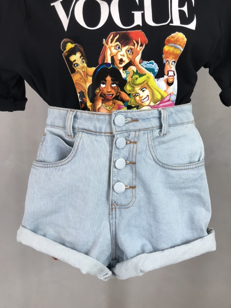 Short com hotsell varios botoes