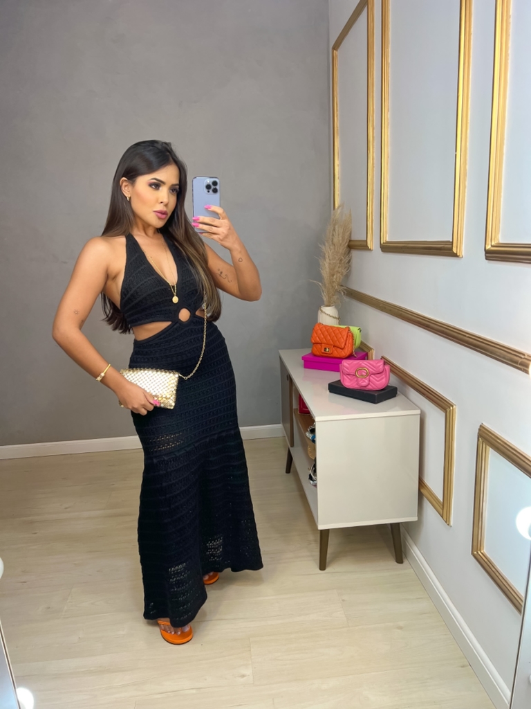 Vestido preto de crochê 2025