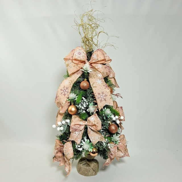 Árvore De Natal Rosa 72x33cm Decorada Exclusivo