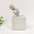 Escultura Menino No Cubo Branco 15x8x10cm Poliresina - loja online