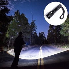 Lanterna Tática Militar X900MN Feixe de Foco Ajustável/Zoom de 1-2000x - comprar online