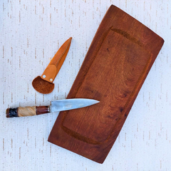 A23 / Set de Asado con tabla de algarrobo y cuchillo