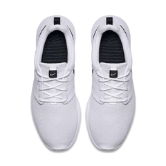 Tênis Feminino Nike Roshe One Branco e Preto Original na internet