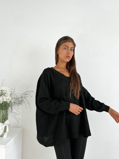 Sweater oversize escote V Acapulco