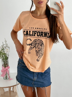 Remera algodón Leopardo California leopkap - tienda online