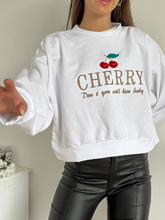 Buzo rustico ancho manga globo bordado Cherry en internet
