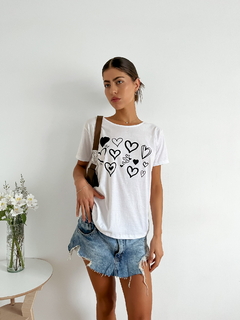 Remera de algodón Corazoncitoskap