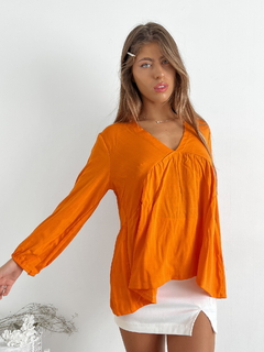 Blusa lino spandex escote V con recorte y manga globo Ginny - comprar online