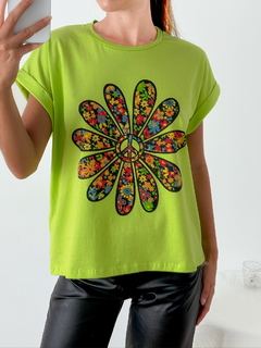 Imagen de Remera amplia manga rebatible Hippie