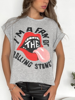 Remera amplia manga rebatible Im a fan of Rolling stones - comprar online