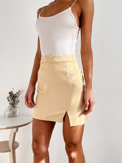 Minifalda bengalina elastizada con pinzas y tajos Kiernan
