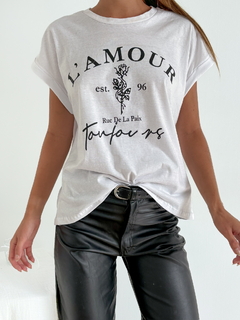 Remera amplia manga rebatible L´amour