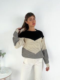 Imagen de Sweater combinado diseño en V Lenna