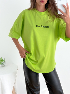 Remeron oversize con terminación redondeada bordado Los Angeles SakLA - tienda online